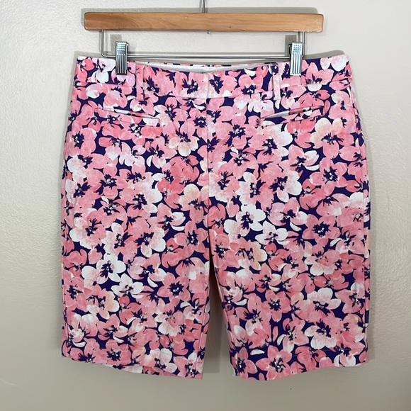 Lands' End Pants - EUC Lands End Floral Shorts. SZ 6